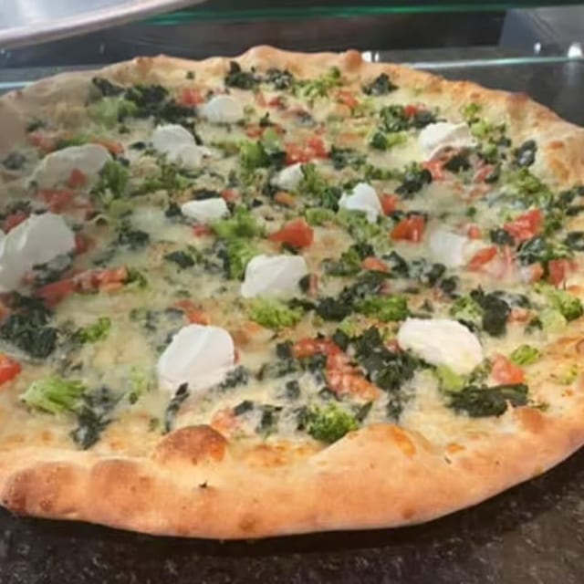 White Combo Pizza.