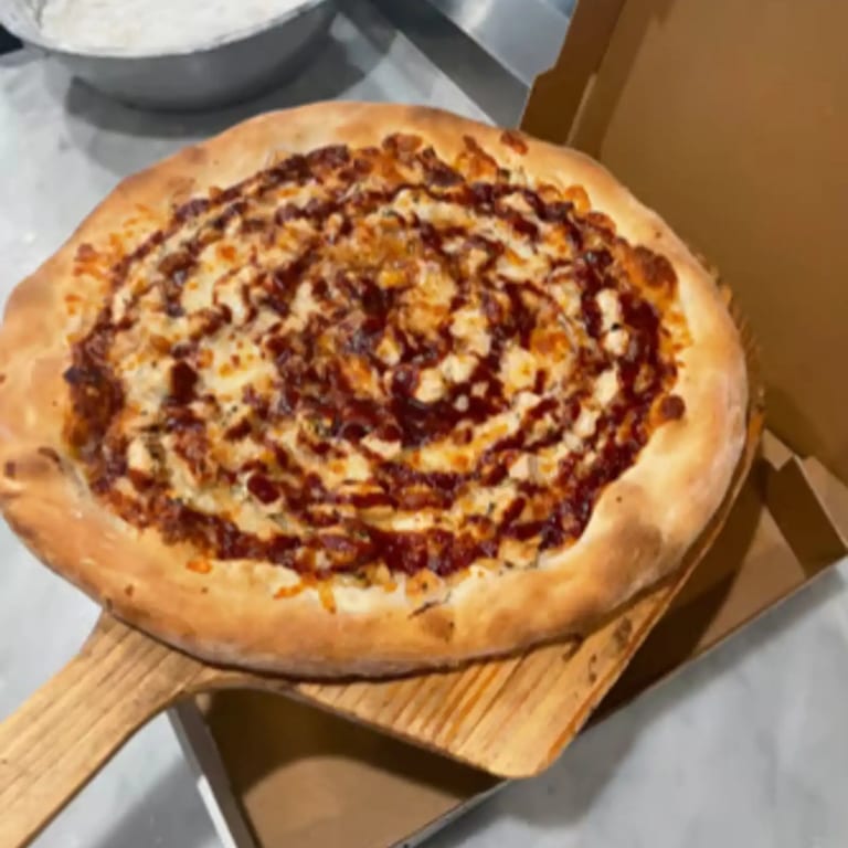 BBQ Chicken Pizza Delight