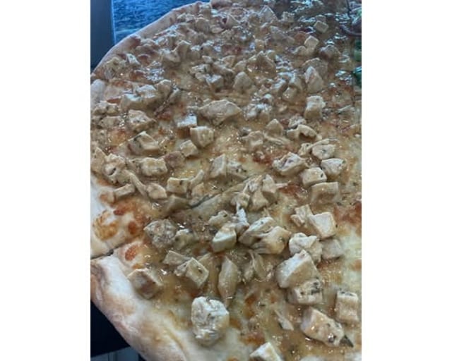 Garlic Chicken Parmesan Pizza.